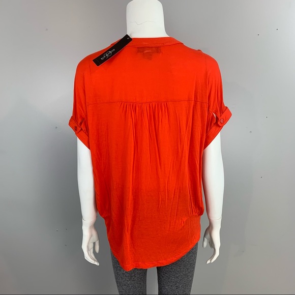 New! August Silk Shirt - Picture 5 of 13